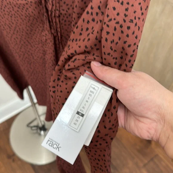 Women’s animal print blouse in 1X NWT Nordstrom - Picture 4 of 8